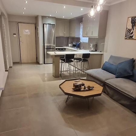 Casa Moderno Near The Beach Athens Ngoại thất bức ảnh